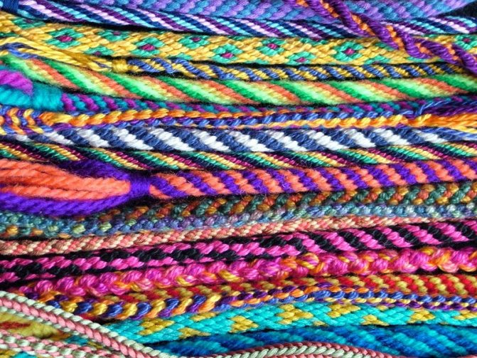 Браслеты в стиле кумихимо