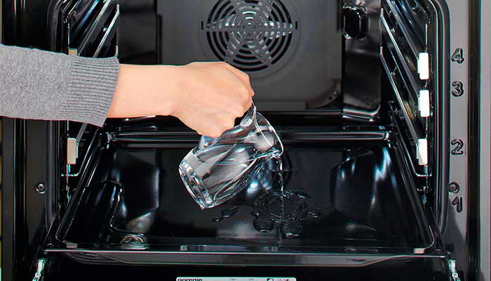 Чистка духовки паром