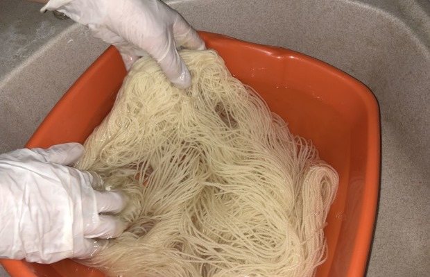 Как связать пончо крючком для женщин, девочек. Схемы и описание