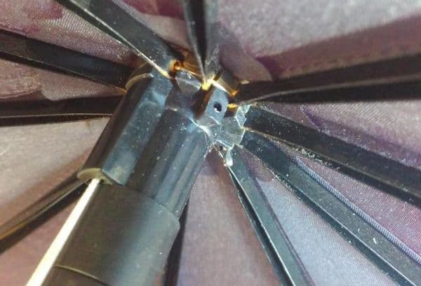 Ржавчина на зонтике