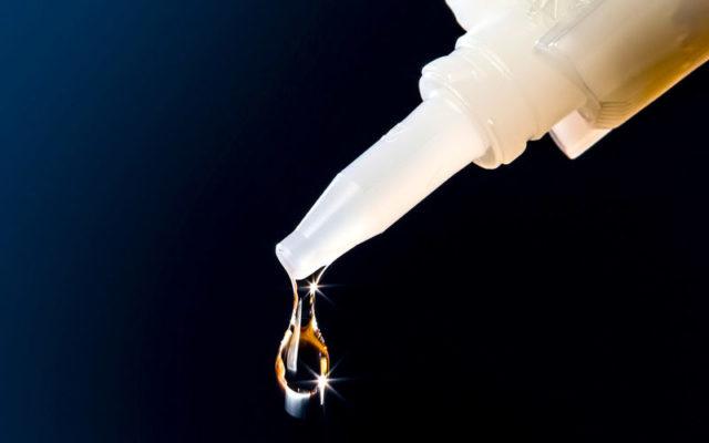 Самый сильный клей для пластика