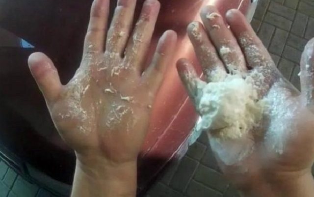 Средство для снятия монтажной пены с окон