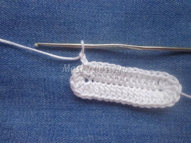 Вяжем пинетки зайчики по подробному мастер-классу с фото и видео